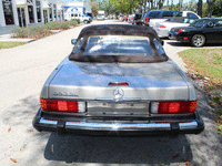 Image 13 of 24 of a 1989 MERCEDES-BENZ 560 560SL