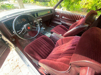 Image 9 of 13 of a 1985 CHEVROLET MONTE CARLO