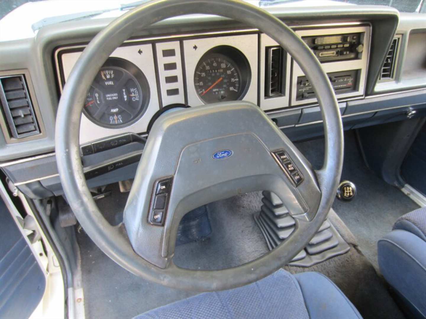 8th Image of a 1985 FORD BRONCO II