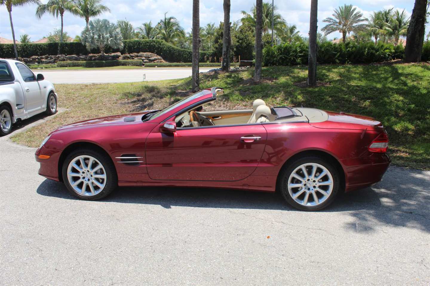 13th Image of a 2007 MERCEDES-BENZ SL-CLASS SL550