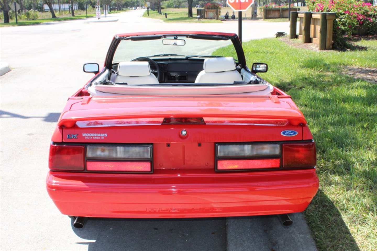 12th Image of a 1992 FORD MUSTANG LX