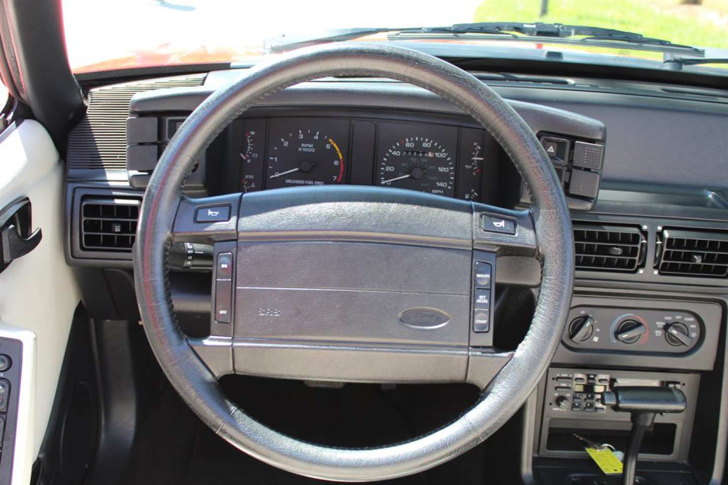 18th Image of a 1992 FORD MUSTANG LX
