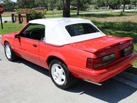 Image 2 of 36 of a 1992 FORD MUSTANG LX