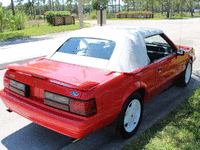 Image 3 of 36 of a 1992 FORD MUSTANG LX