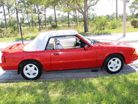 Image 11 of 36 of a 1992 FORD MUSTANG LX
