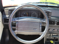 Image 19 of 36 of a 1992 FORD MUSTANG LX