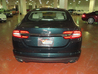 Image 15 of 16 of a 2015 JAGUAR XF