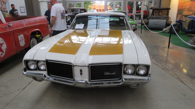 0th Image of a 1972 OLDSMOBILE CUTLASS SUPREME