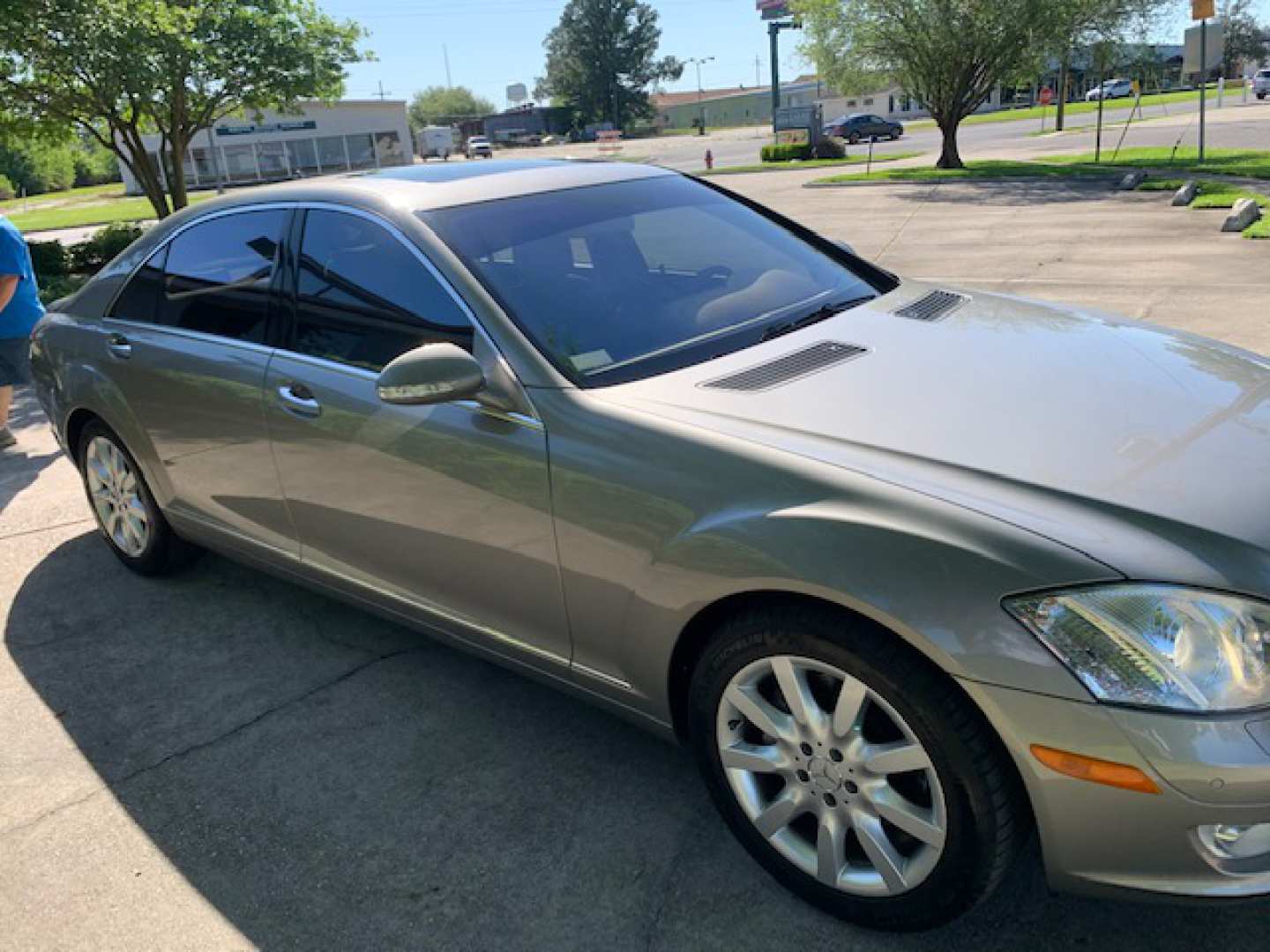 3rd Image of a 2007 MERCEDES-BENZ S-CLASS S550