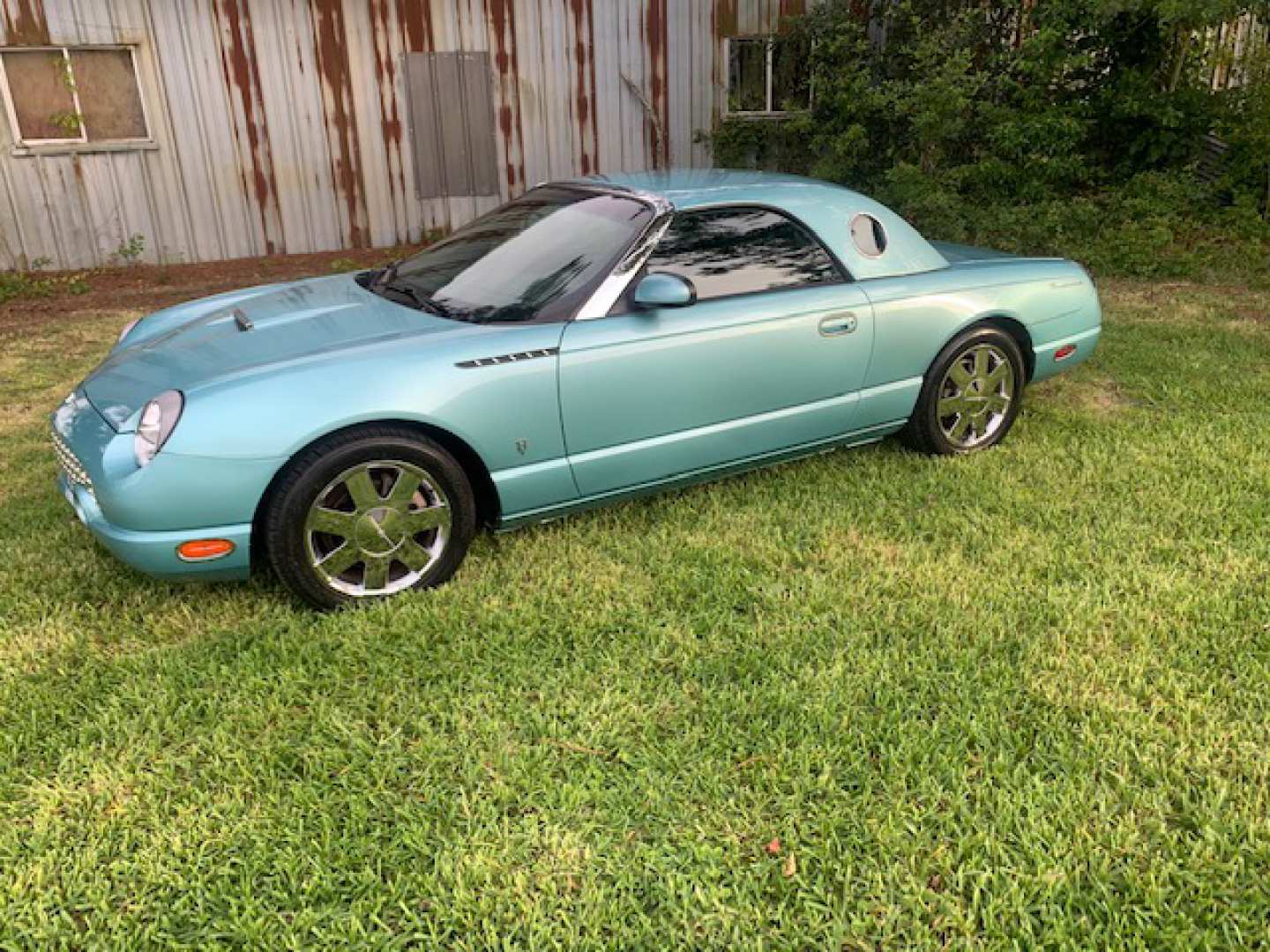 1st Image of a 2002 FORD THUNDERBIRD