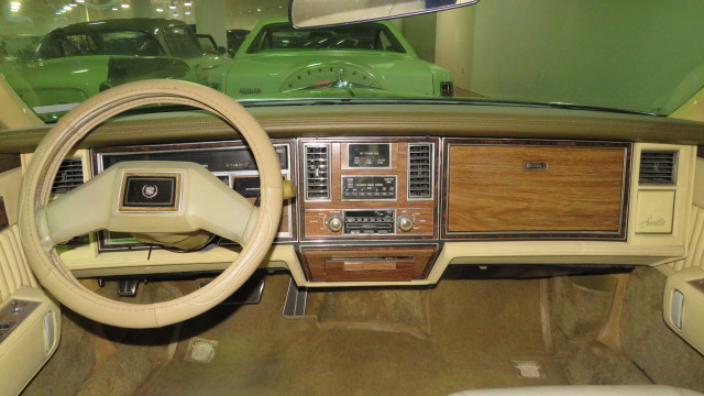 3rd Image of a 1983 CADILLAC SEVILLE