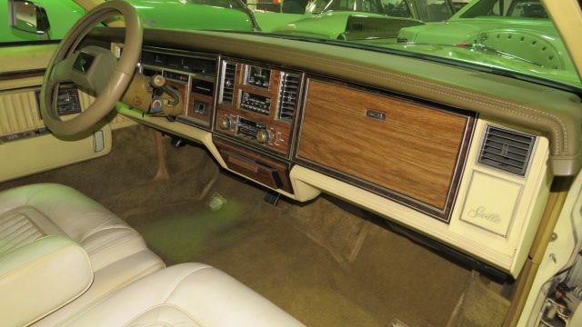 7th Image of a 1983 CADILLAC SEVILLE