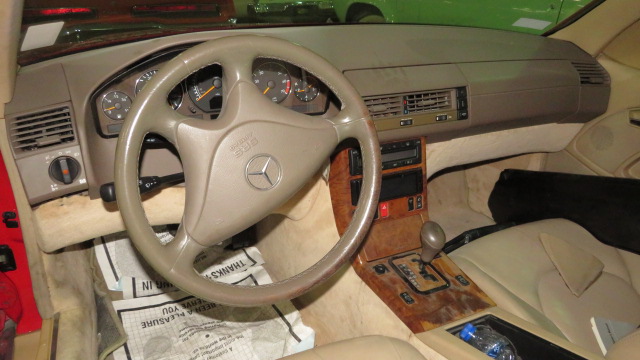 3rd Image of a 1999 MERCEDES-BENZ SL500