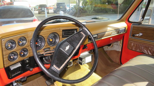 4th Image of a 1974 CHEVROLET CHEYENNE SUPER 30