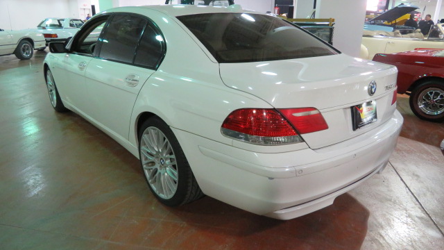 9th Image of a 2008 BMW 7 SERIES 750LI