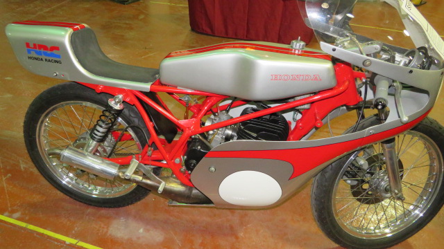 4th Image of a 1977 HONDA MT125R