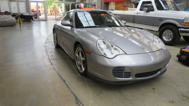 1st Image of a 2004 PORSCHE 911