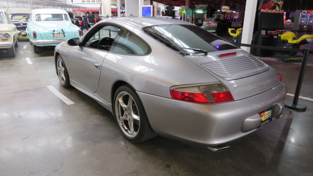 9th Image of a 2004 PORSCHE 911