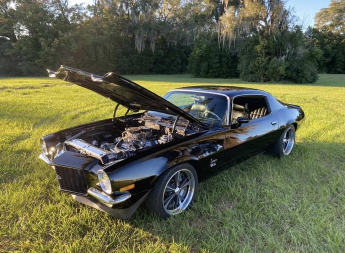 2nd Image of a 1971 CHEVROLET CAMARO SS