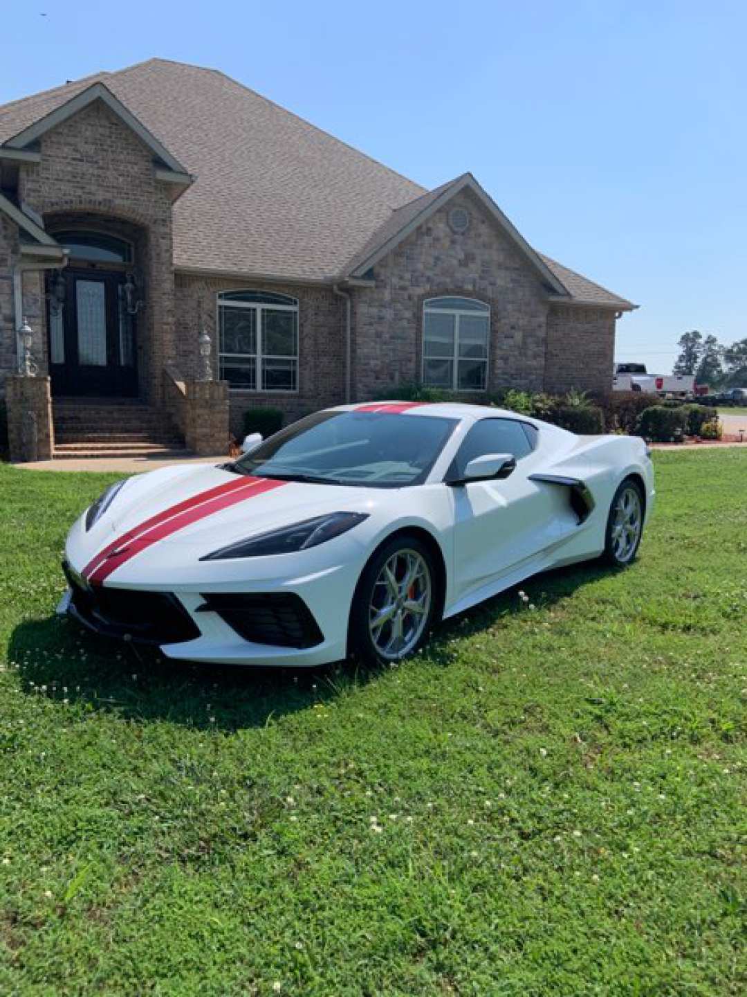 2nd Image of a 2021 CHEVROLET CORVETTE PREFERRED 2LT