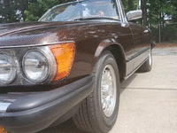 Image 4 of 16 of a 1981 MERCEDES-BENZ 380 380SL