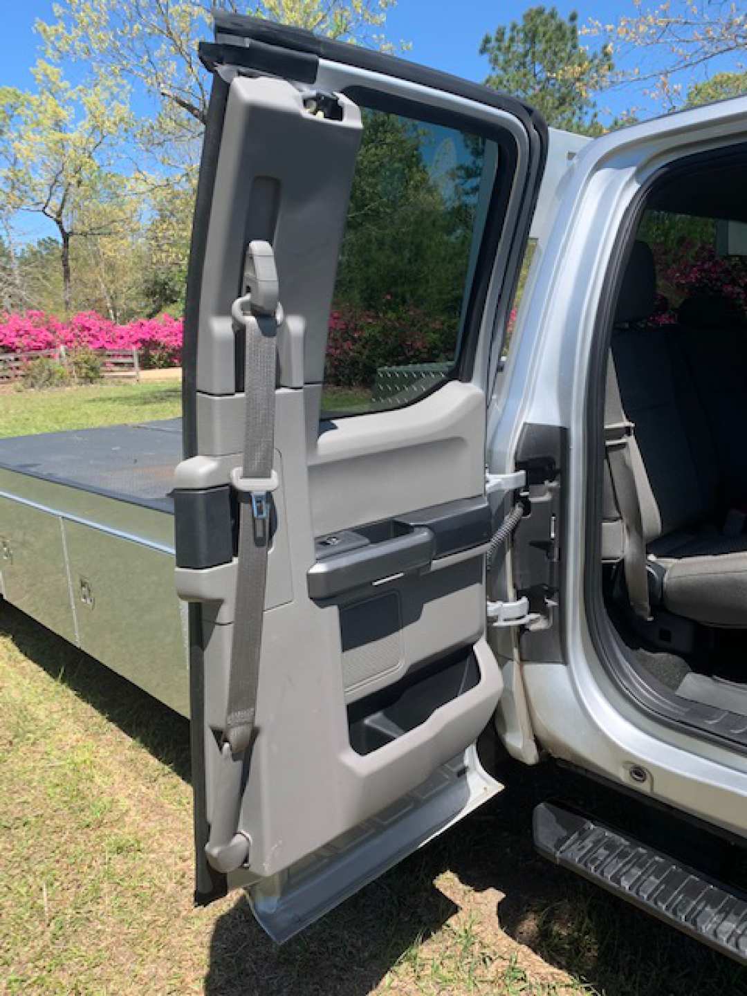 6th Image of a 2017 FORD F-550 F SUPER DUTY