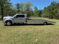 Image 1 of 10 of a 2017 FORD F-550 F SUPER DUTY