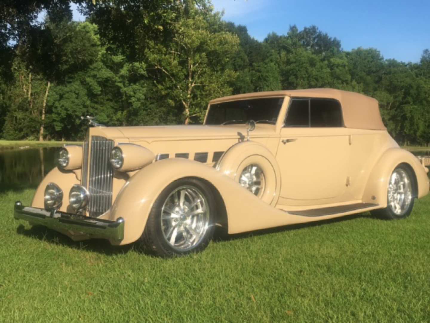 1st Image of a 1935 PACKARD VICTORIA