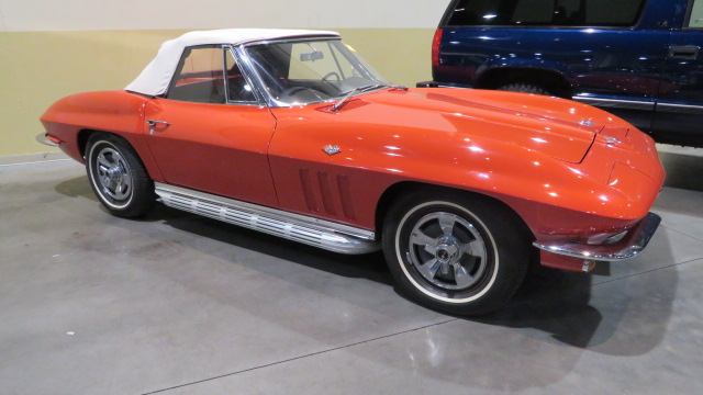 2nd Image of a 1965 CHEVROLET CORVETTE