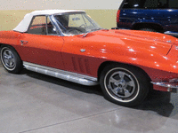 Image 3 of 9 of a 1965 CHEVROLET CORVETTE