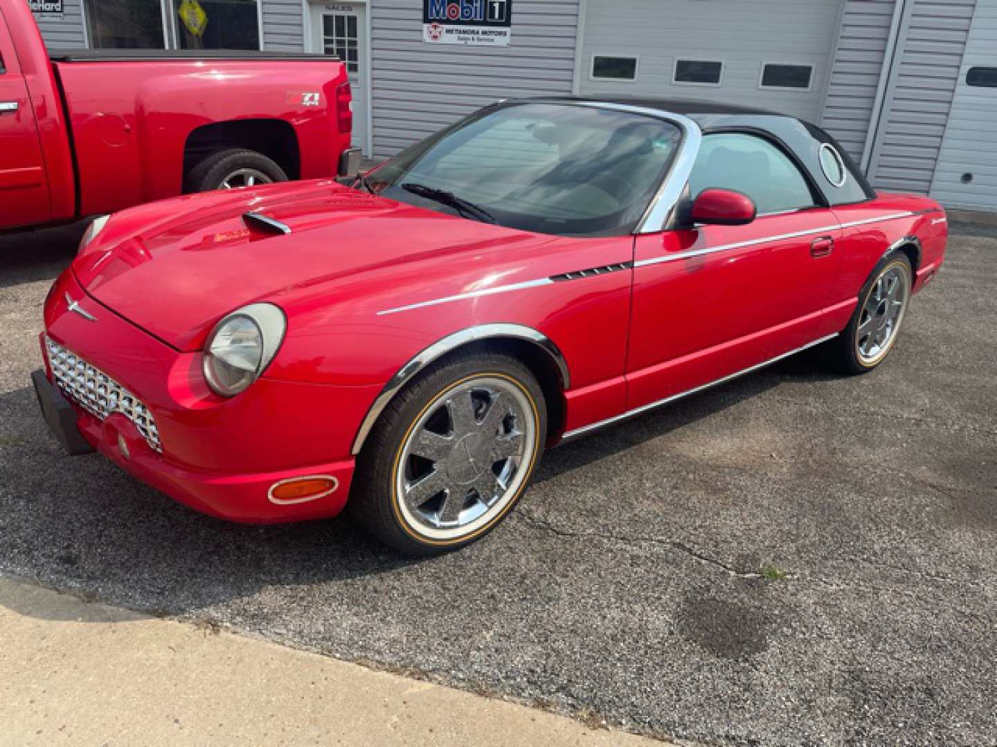 0th Image of a 2002 FORD THUNDERBIRD