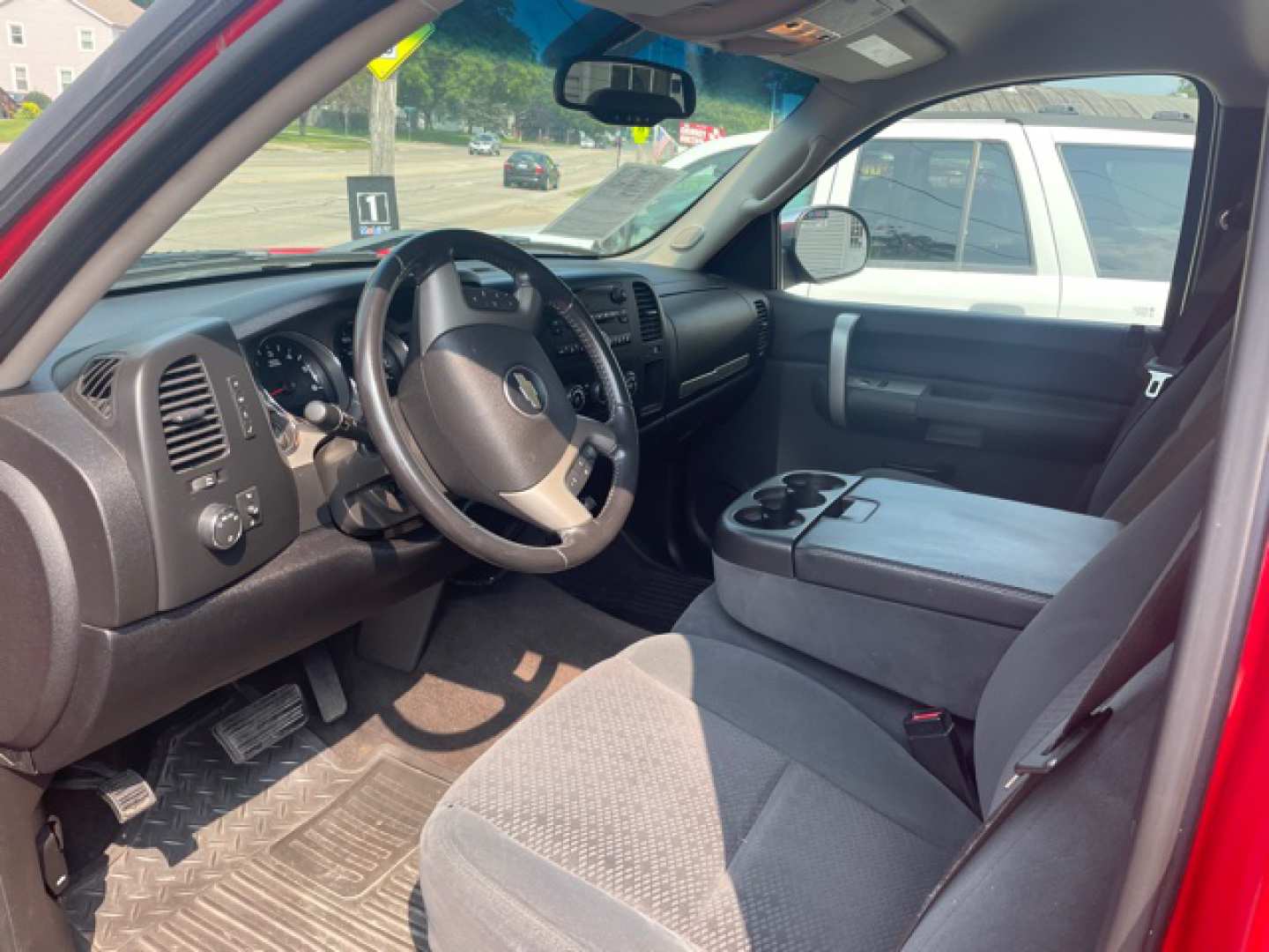 3rd Image of a 2007 CHEVROLET SILVERADO