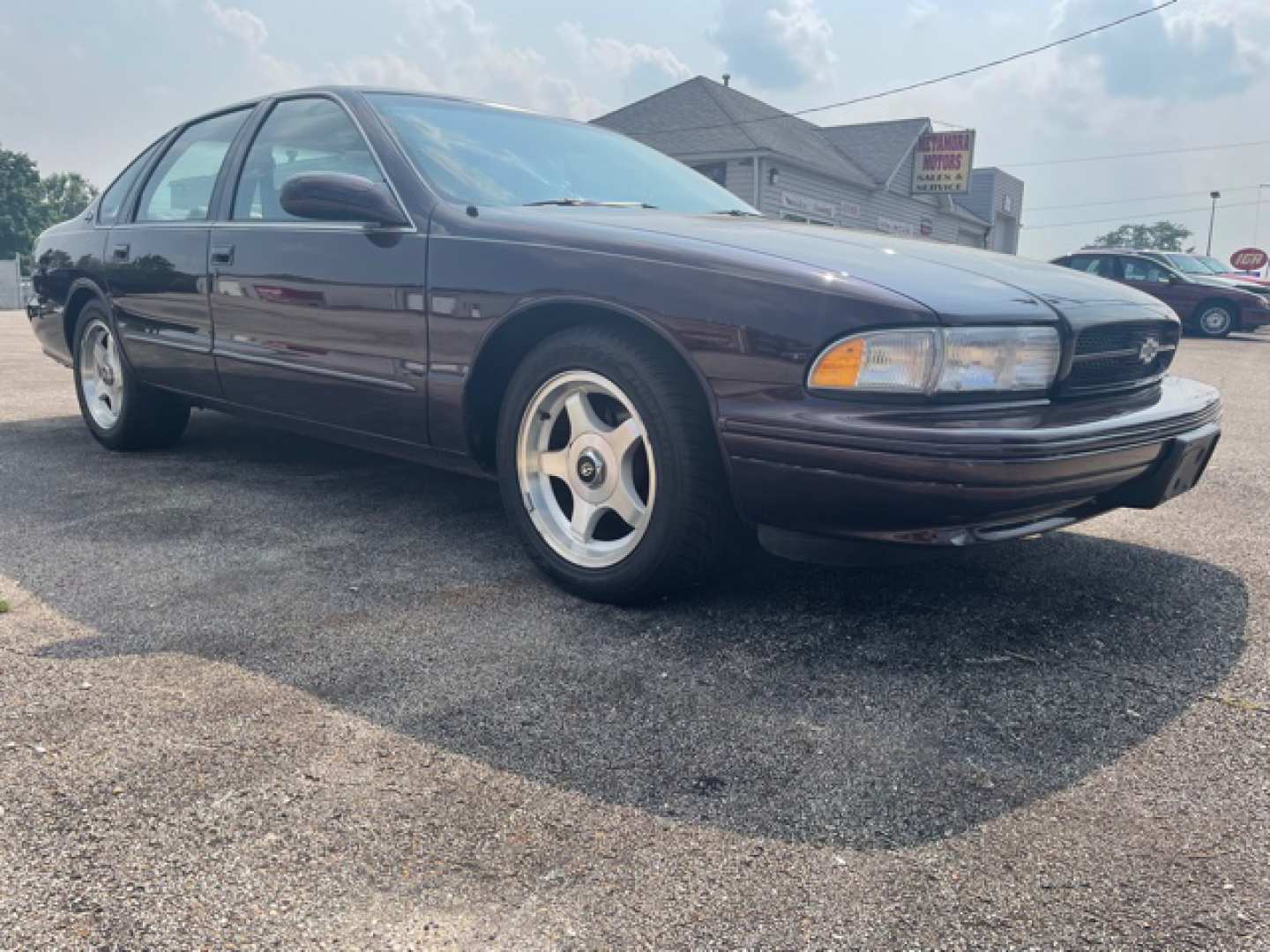 1st Image of a 1995 CHEVROLET IMPALA