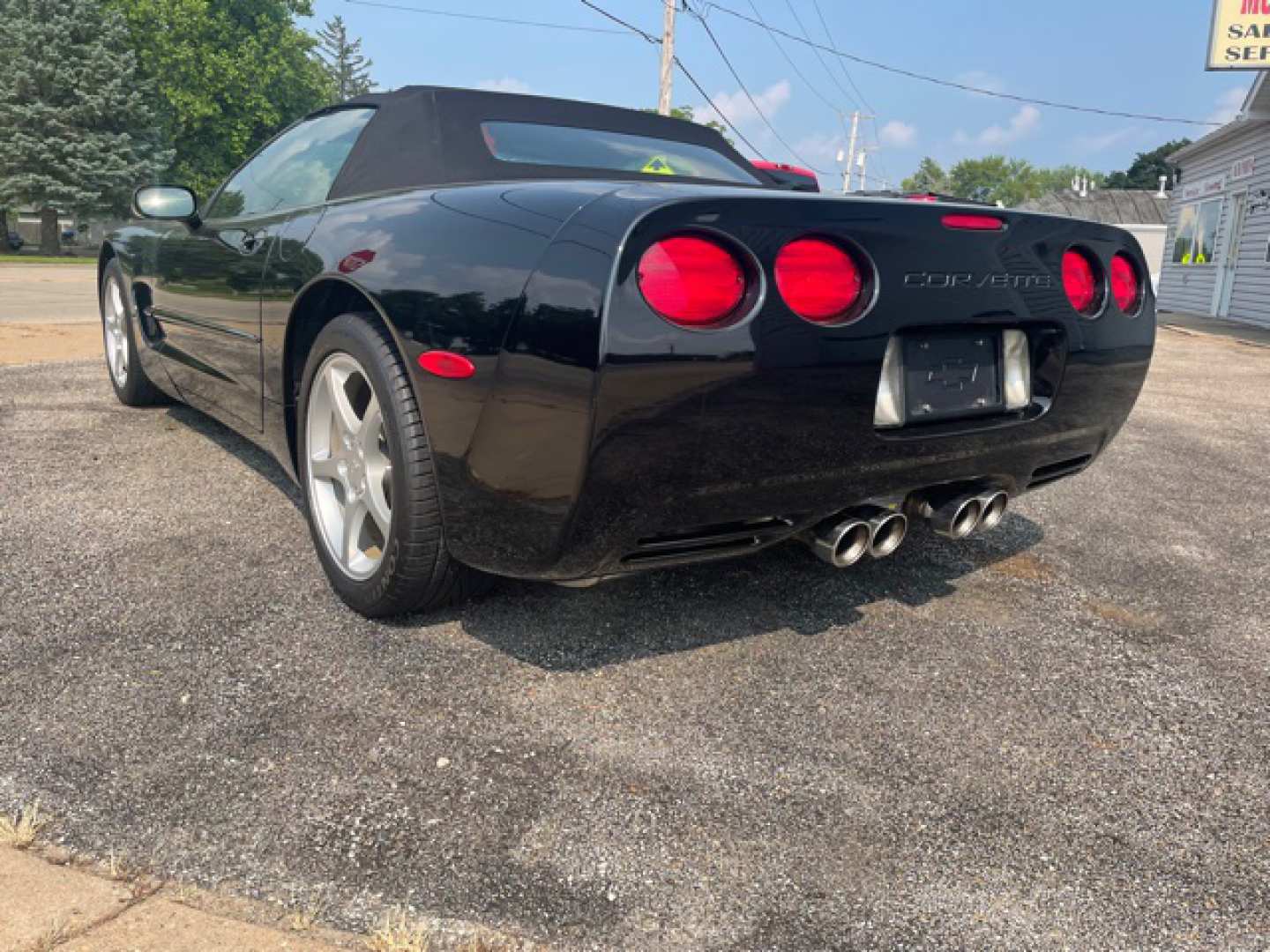 1st Image of a 1998 CHEVROLET CORVETTE