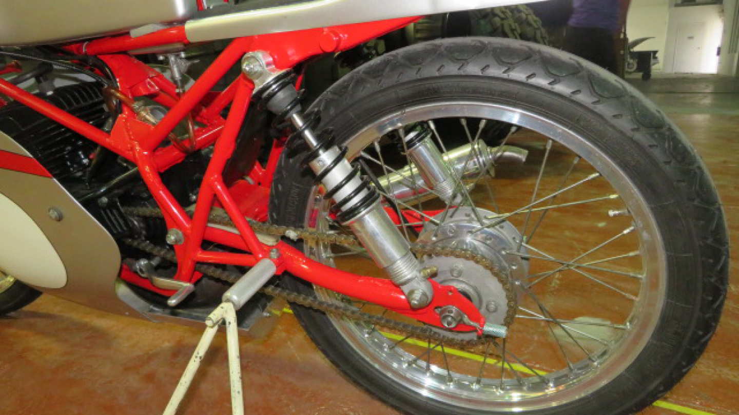 3rd Image of a 1977 HONDA MT125R