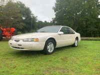 Image 1 of 8 of a 1996 FORD THUNDERBIRD LX