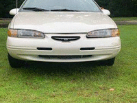 Image 5 of 8 of a 1996 FORD THUNDERBIRD LX