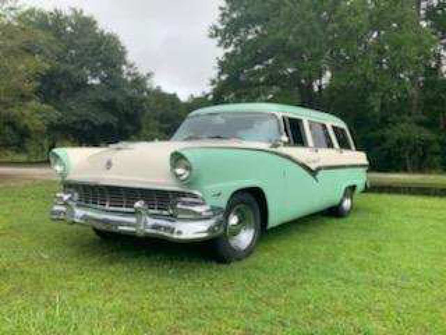 2nd Image of a 1956 FORD COUNTRY SEDAN