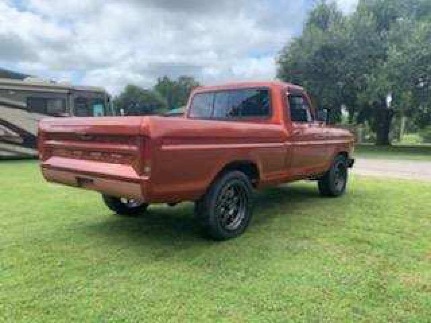 2nd Image of a 1979 FORD F-100
