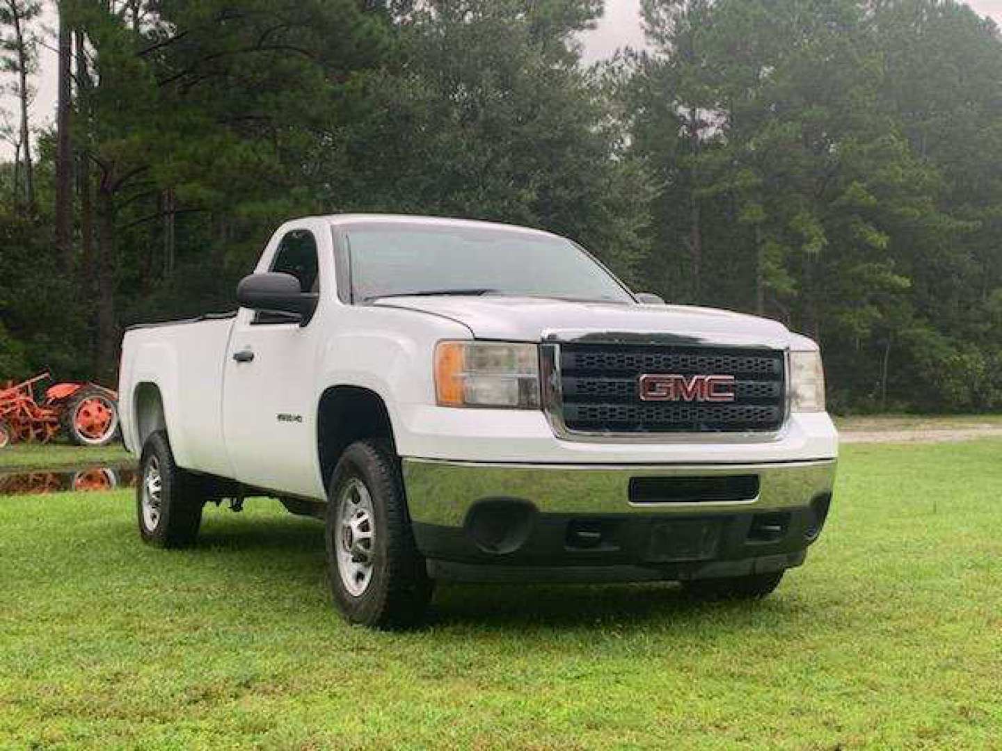 1st Image of a 2013 GMC SIERRA 2500HD WORK TRUCK