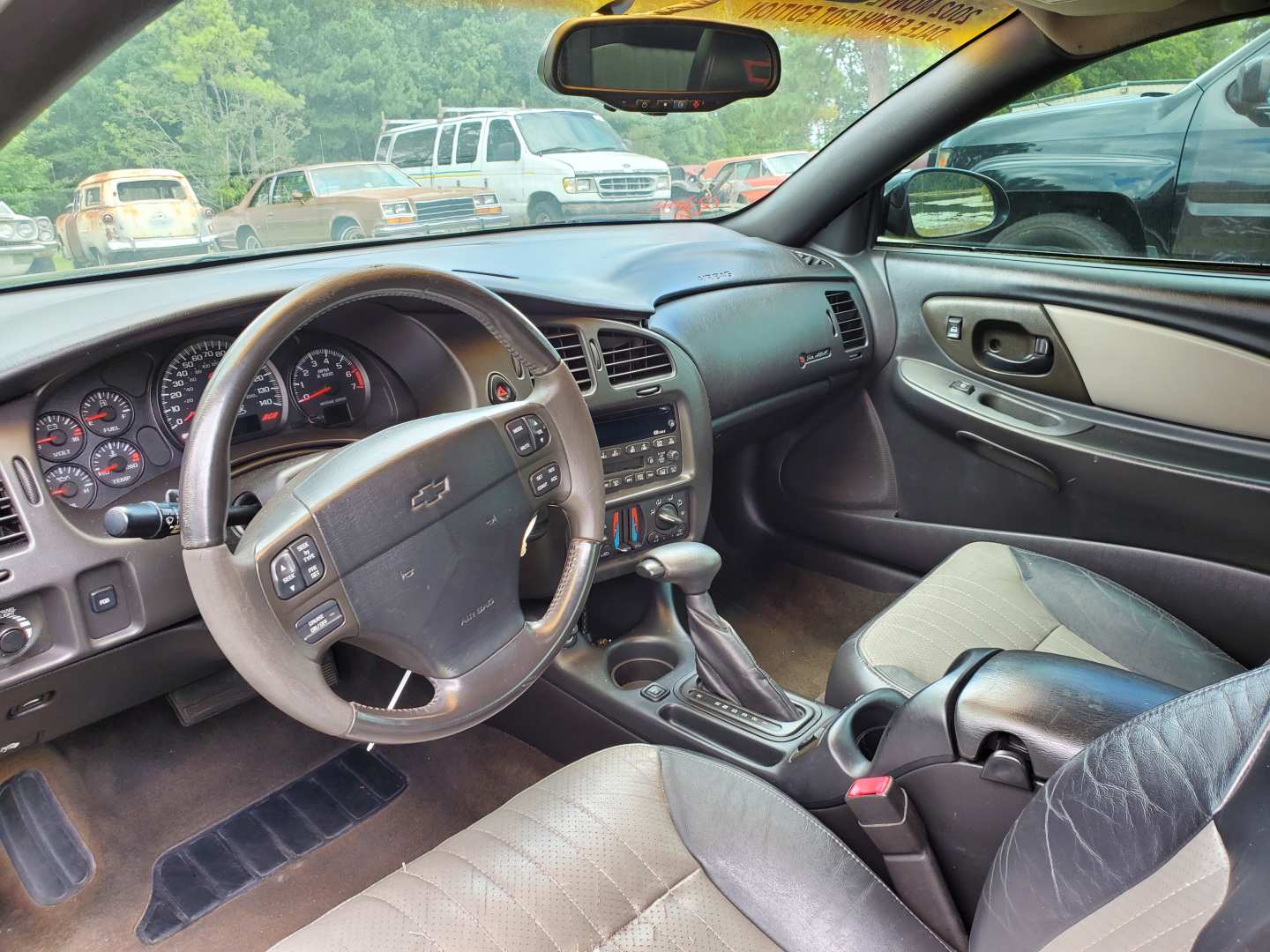 11th Image of a 2002 CHEVROLET MONTE CARLO SS