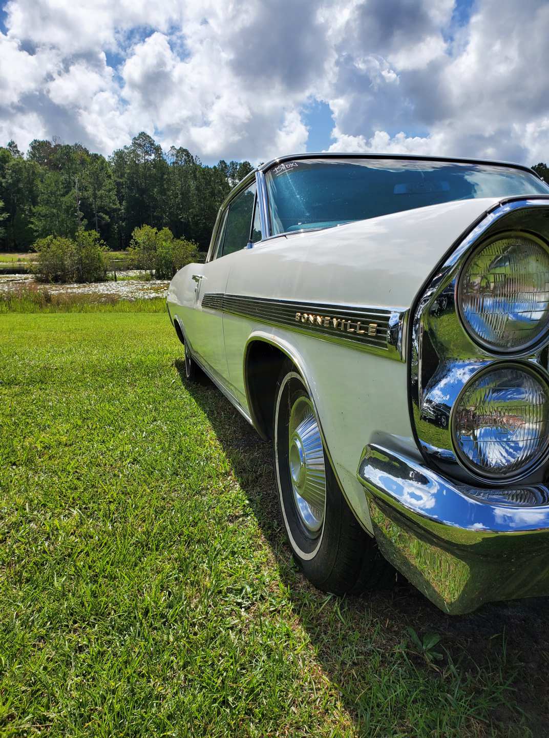 3rd Image of a 1963 PONTIAC BONNEVILLE