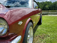 Image 4 of 10 of a 1965 FORD MUSTANG