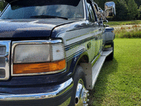 Image 3 of 11 of a 1995 FORD F-350