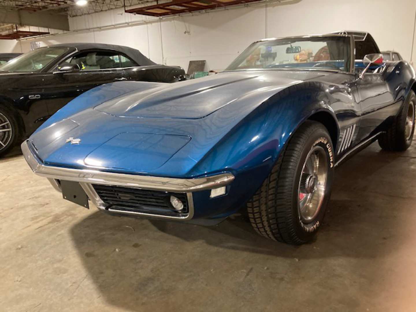 1st Image of a 1968 CHEVROLET CORVETTE