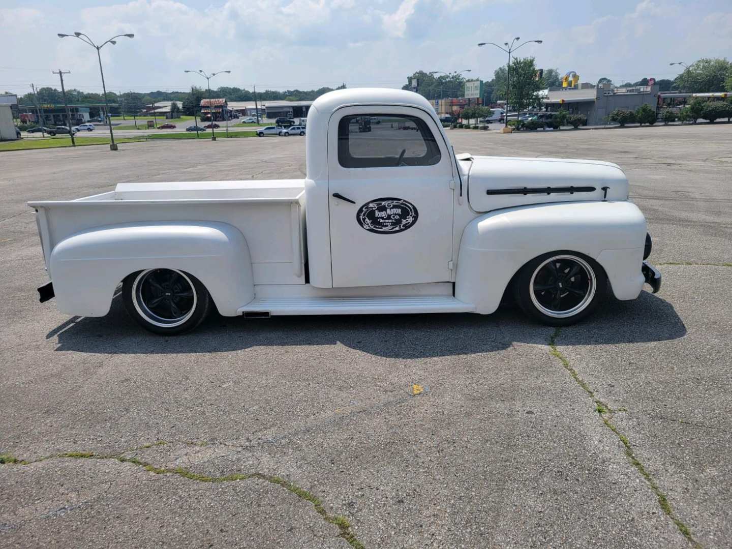 2nd Image of a 1952 FORD F100