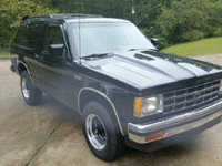 Image 1 of 5 of a 1988 CHEVROLET BLAZER S10