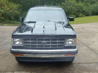 Image 2 of 5 of a 1988 CHEVROLET BLAZER S10