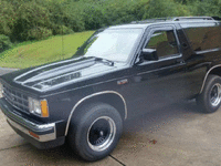 Image 4 of 5 of a 1988 CHEVROLET BLAZER S10