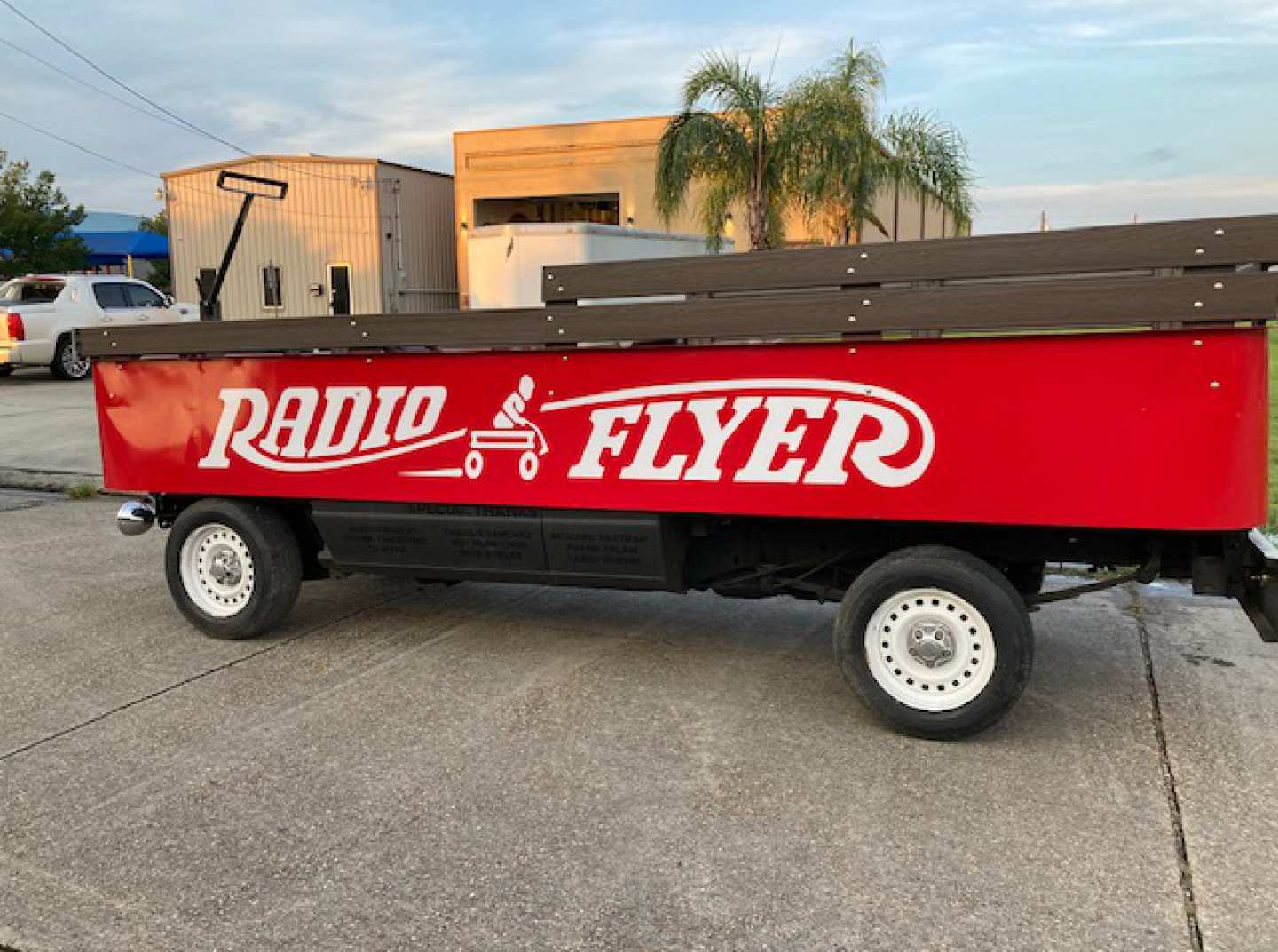 3rd Image of a 1993 FORD RADIO FLYER